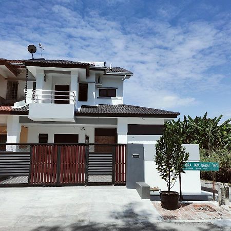 איפוה Just Austin Guesthouse מראה חיצוני תמונה