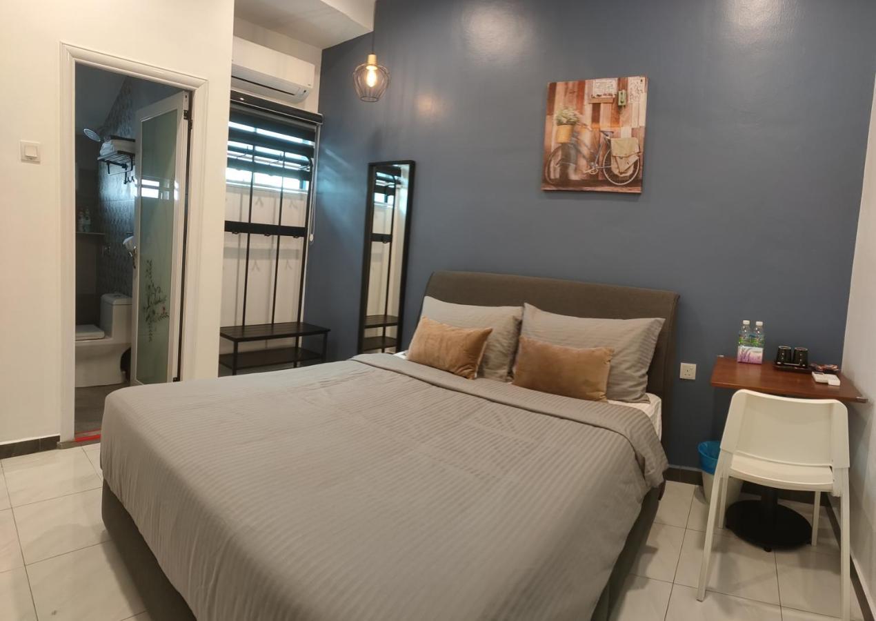 איפוה Just Austin Guesthouse מראה חיצוני תמונה