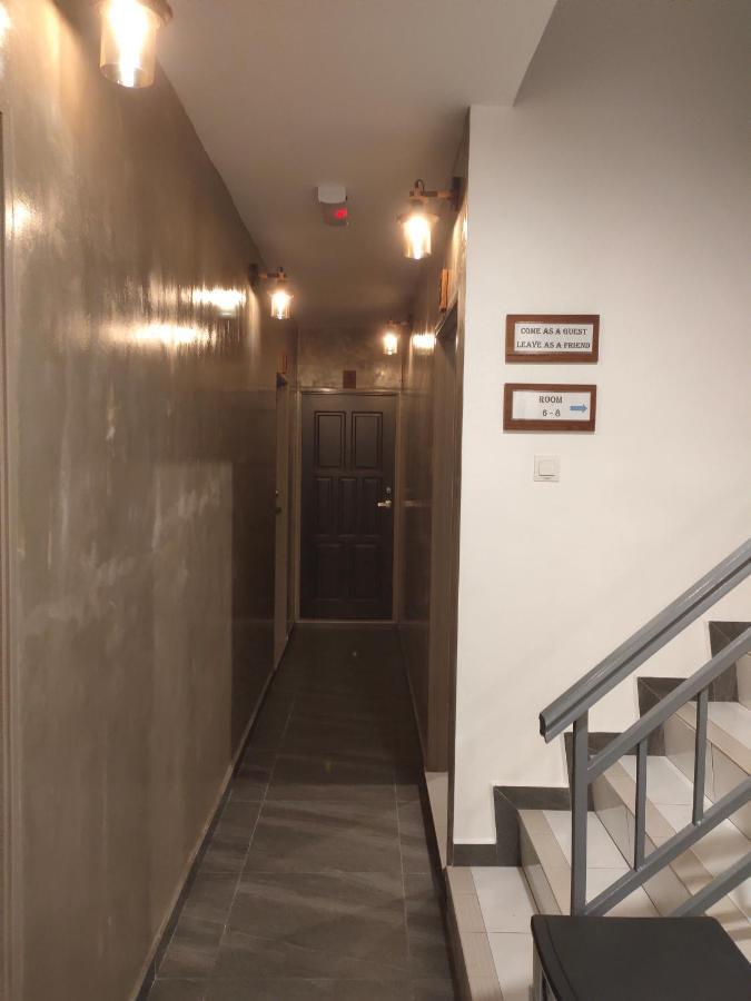 איפוה Just Austin Guesthouse מראה חיצוני תמונה
