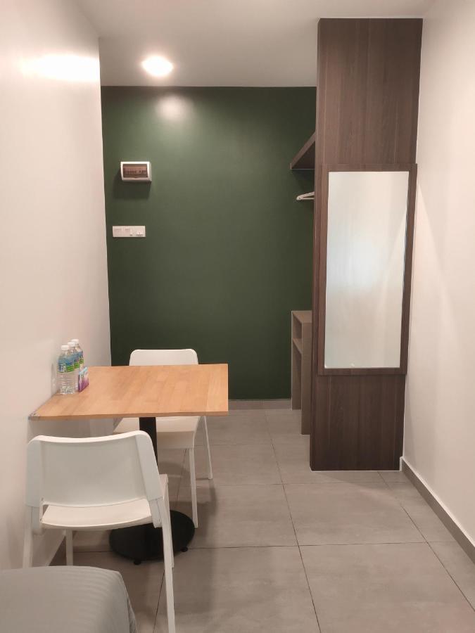 איפוה Just Austin Guesthouse מראה חיצוני תמונה